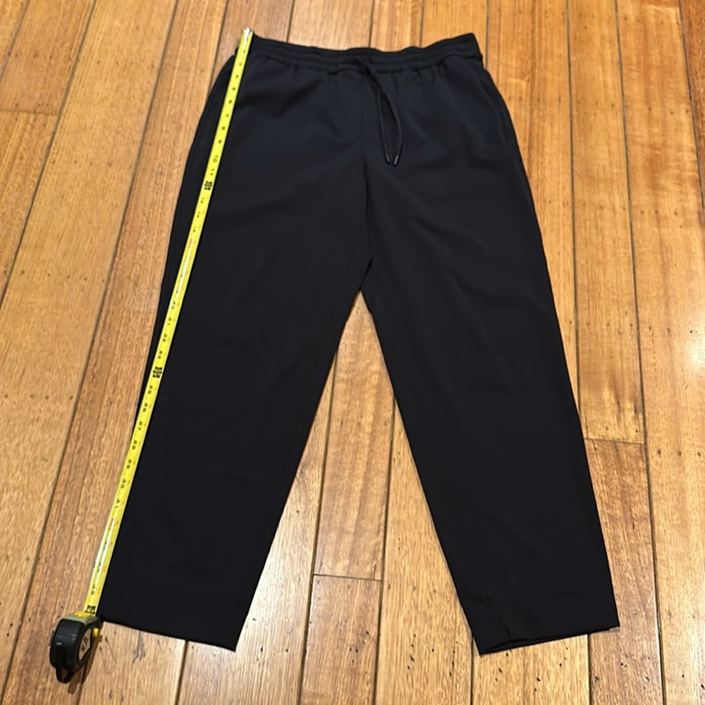 Lululemon Women’s Black Tapered-Leg Mid-Rise Pant Luxtreme 7/8 Length Size Med